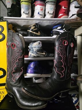 🔥 Olathe Premium! Men's Size 12 Black Leather Cowboy Boots Red Embroidery